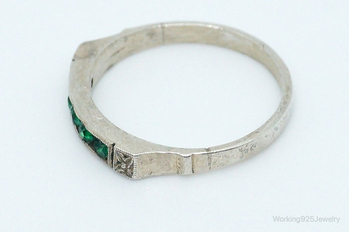 Antique Green Rhinestone Sterling Silver Ring - Size 8