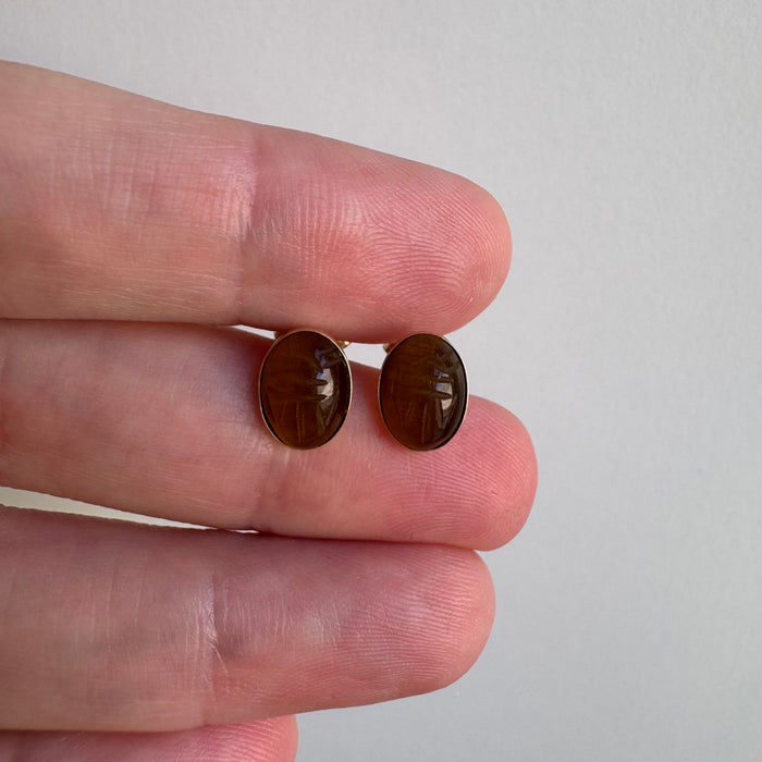 V I N T A G E// 1980s ode to ancient Egypt / 14k and carved tigers eye scarabs / post earrings
