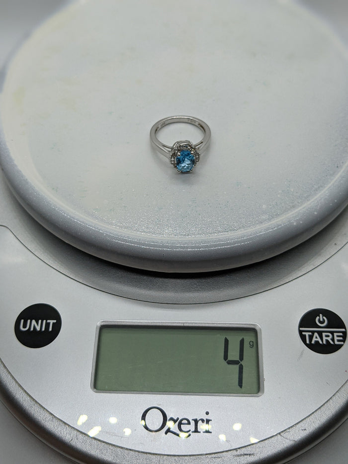 Vintage Designer PM Oval Blue Topaz Cubic Zirconia Sterling Silver Ring Size 7