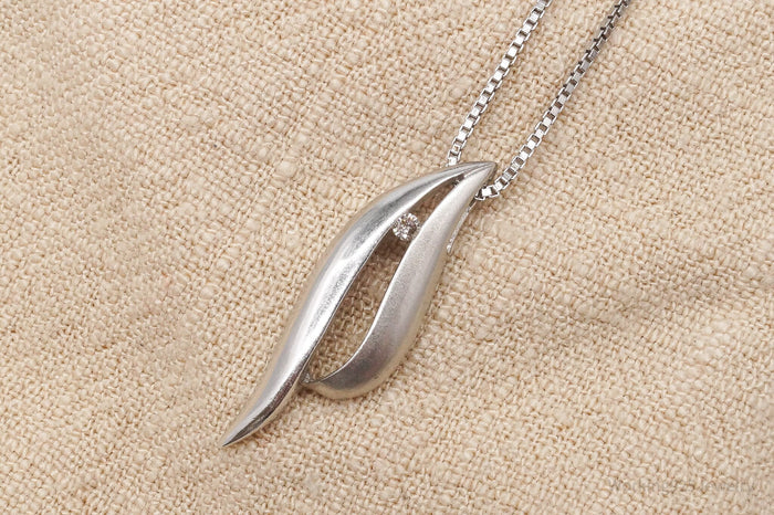 Vintage Diamond Sterling Silver Necklace 18"