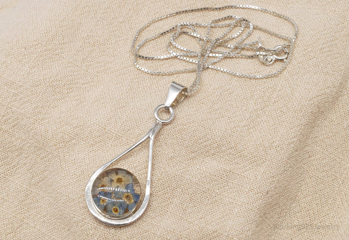 Vintage Dried Flowers Sterling Silver Necklace 20"