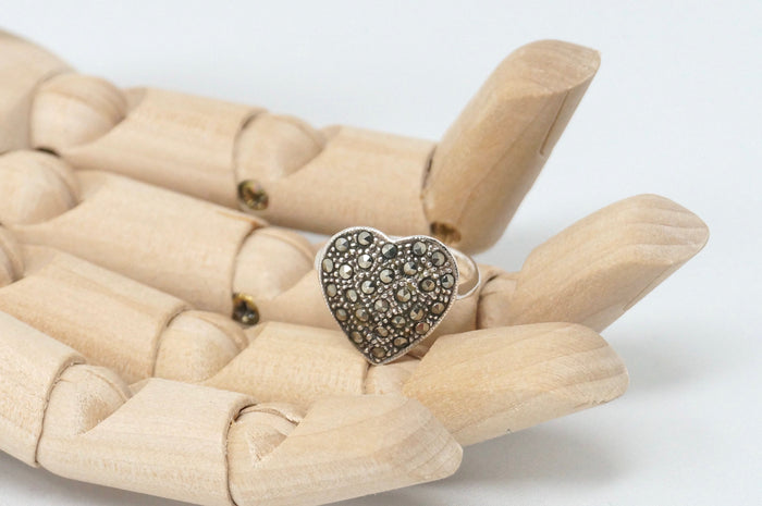 Vintage Large Marcasite Gemstone Studded Heart Sterling Silver Ring - Size 7