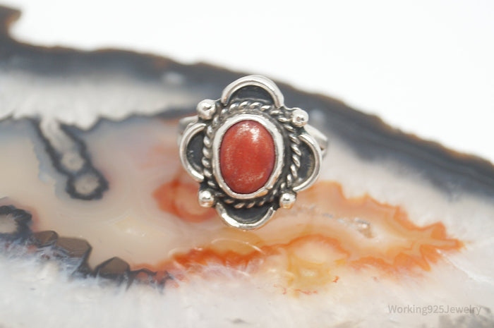 Vintage Native American Coral Unsigned Sterling Silver Ring - Sz 5.25