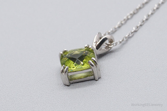 Vintage Peridot Sterling Silver Necklace - 18"